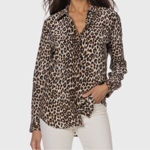 EQUIPMENT Slim Signature Silk Shirt in Natural Leopard Print Size small